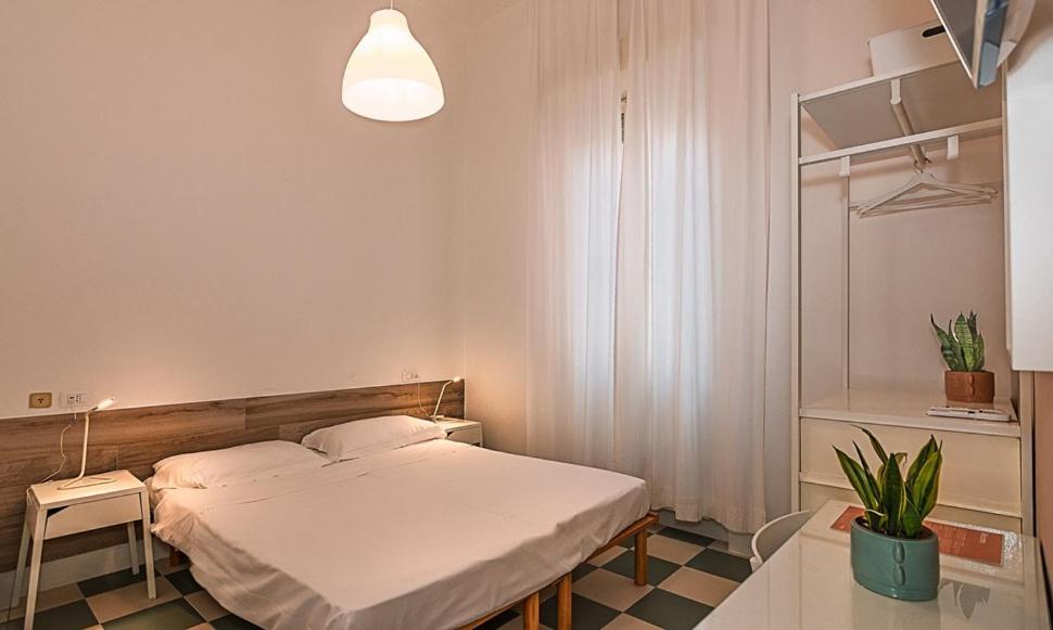 Hotel Happy