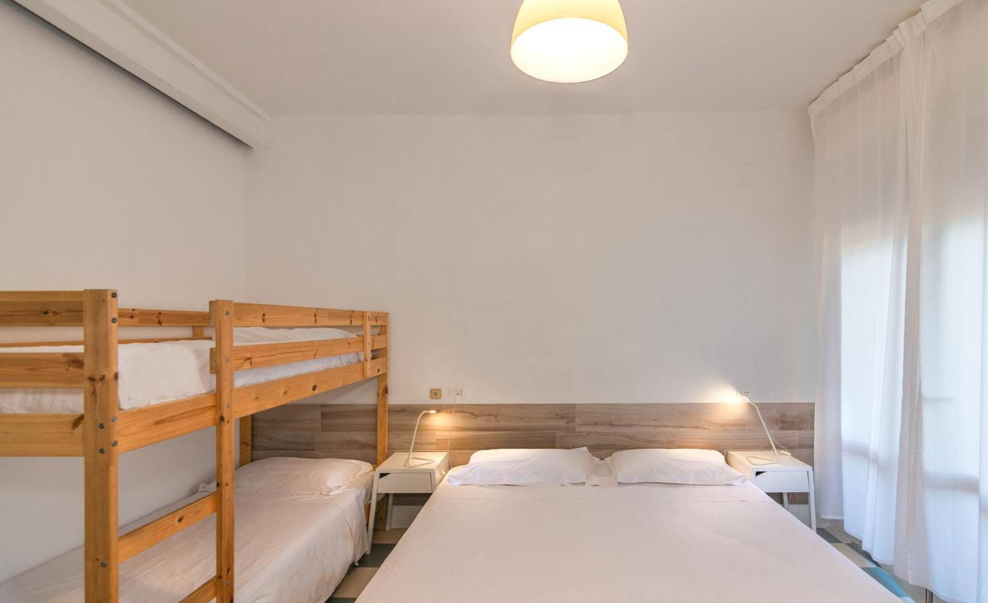 Hotel Happy